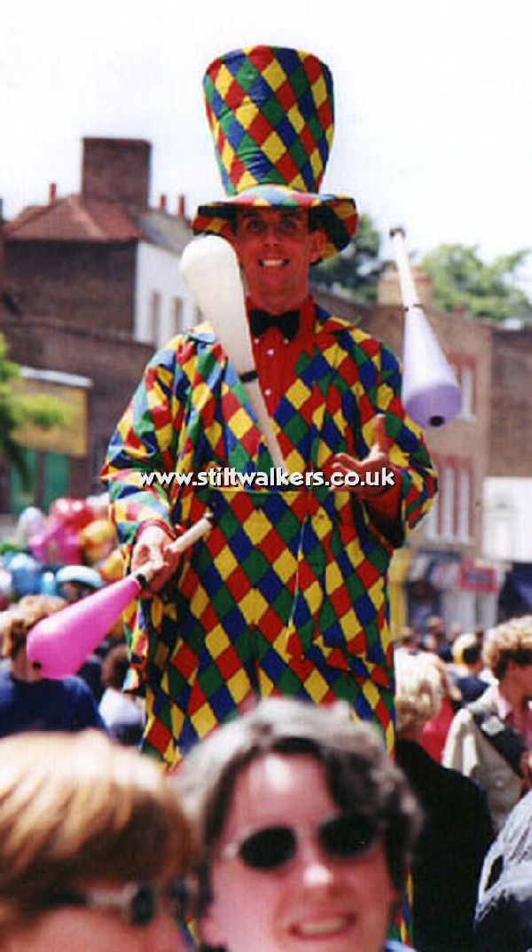 Juggling Stilt Walker Juggling Stilt Walker