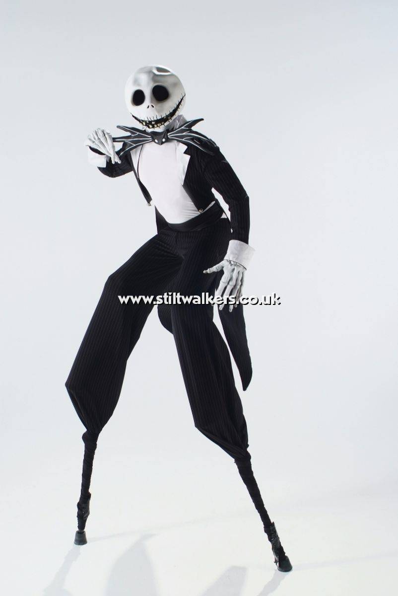 Halloween Themed Stilt Walkers & Walking Acts